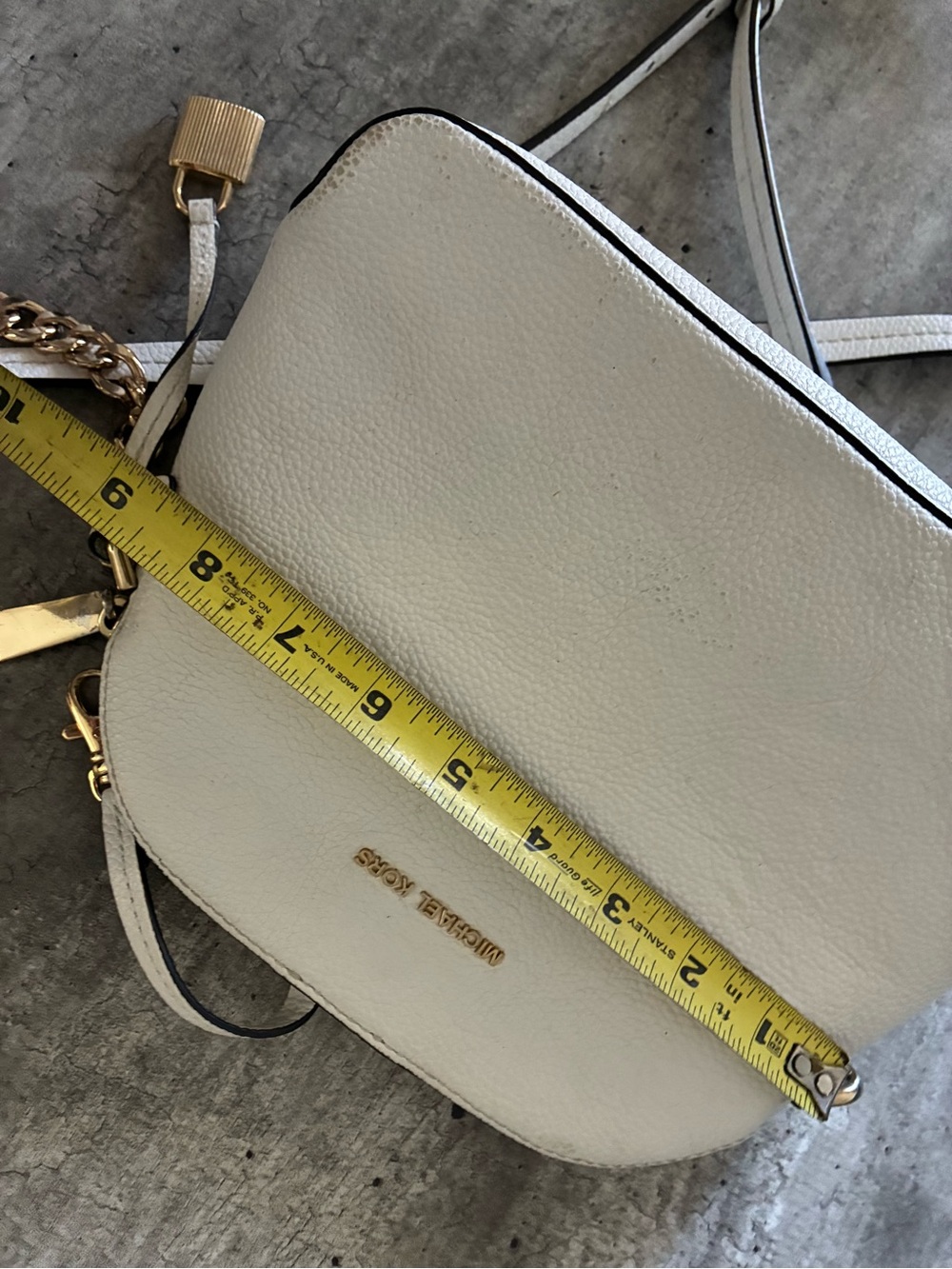 Michael Kors Cream Pebbled Leather Crossbody with Gold Chain Trim - Picture 13 of 14